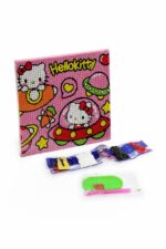 ⁦لوحة ستراس HelloKitty بإطار خشبي 20*20 سم - 1730718⁩ - الصورة ⁦2⁩