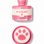 أحمر خدود SHEGLAM Cutie Paw Blush Stamp – ختم كف لطيف ولمسة مطفية ناعمة